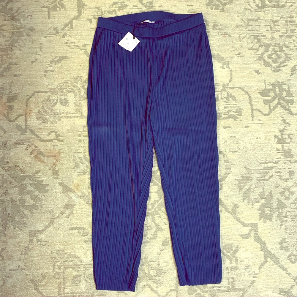 Blue Slacks pleaded by Zara